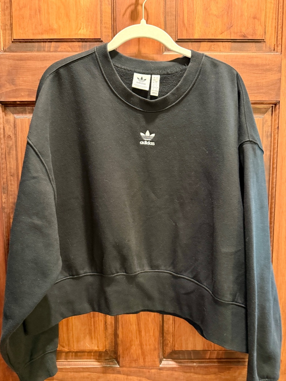 adidas Women’s Black Crewneck Sweatshirt